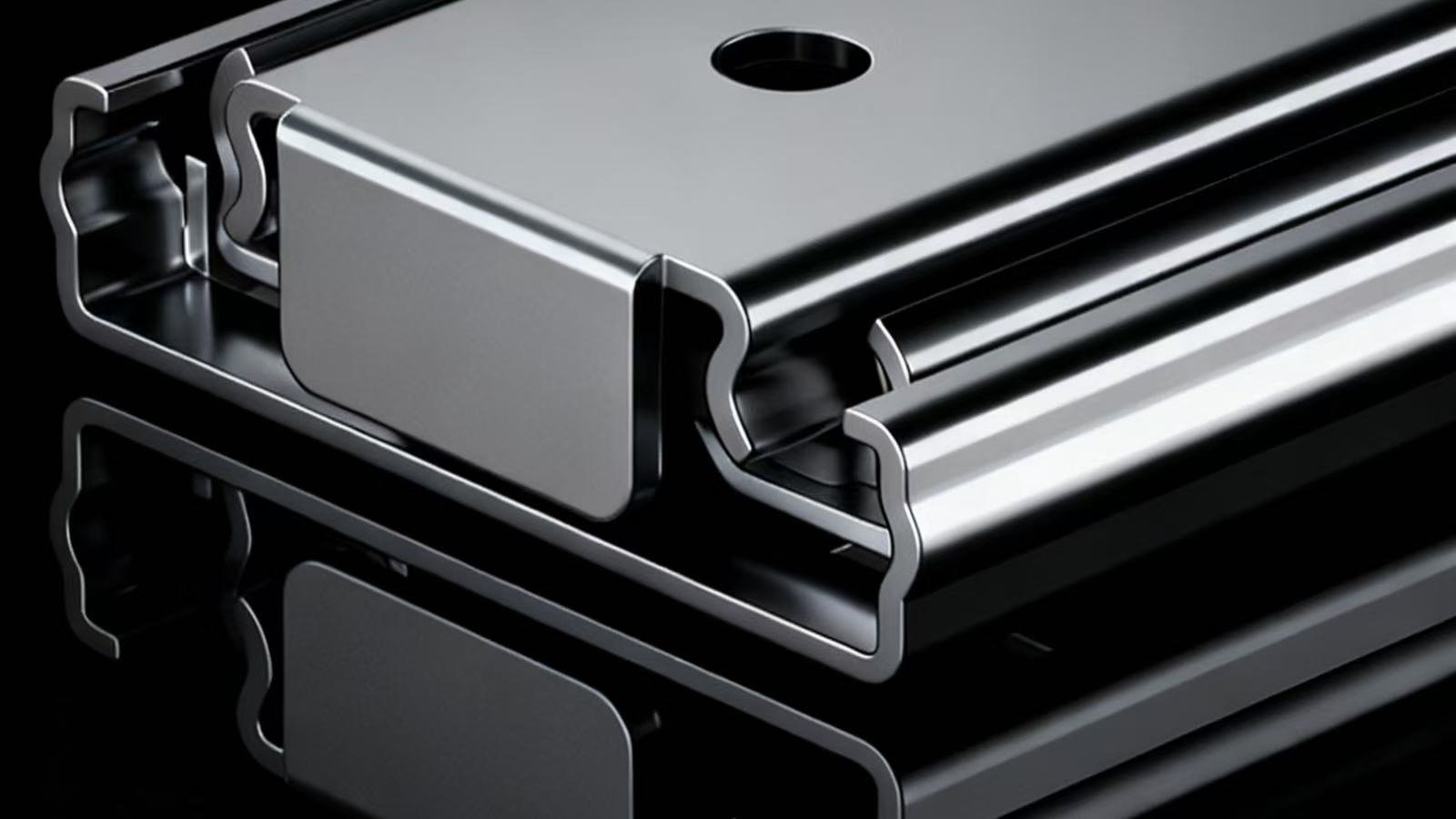 Hardware quality comparison chart with load ratings, corrosion tests, and warranty columns