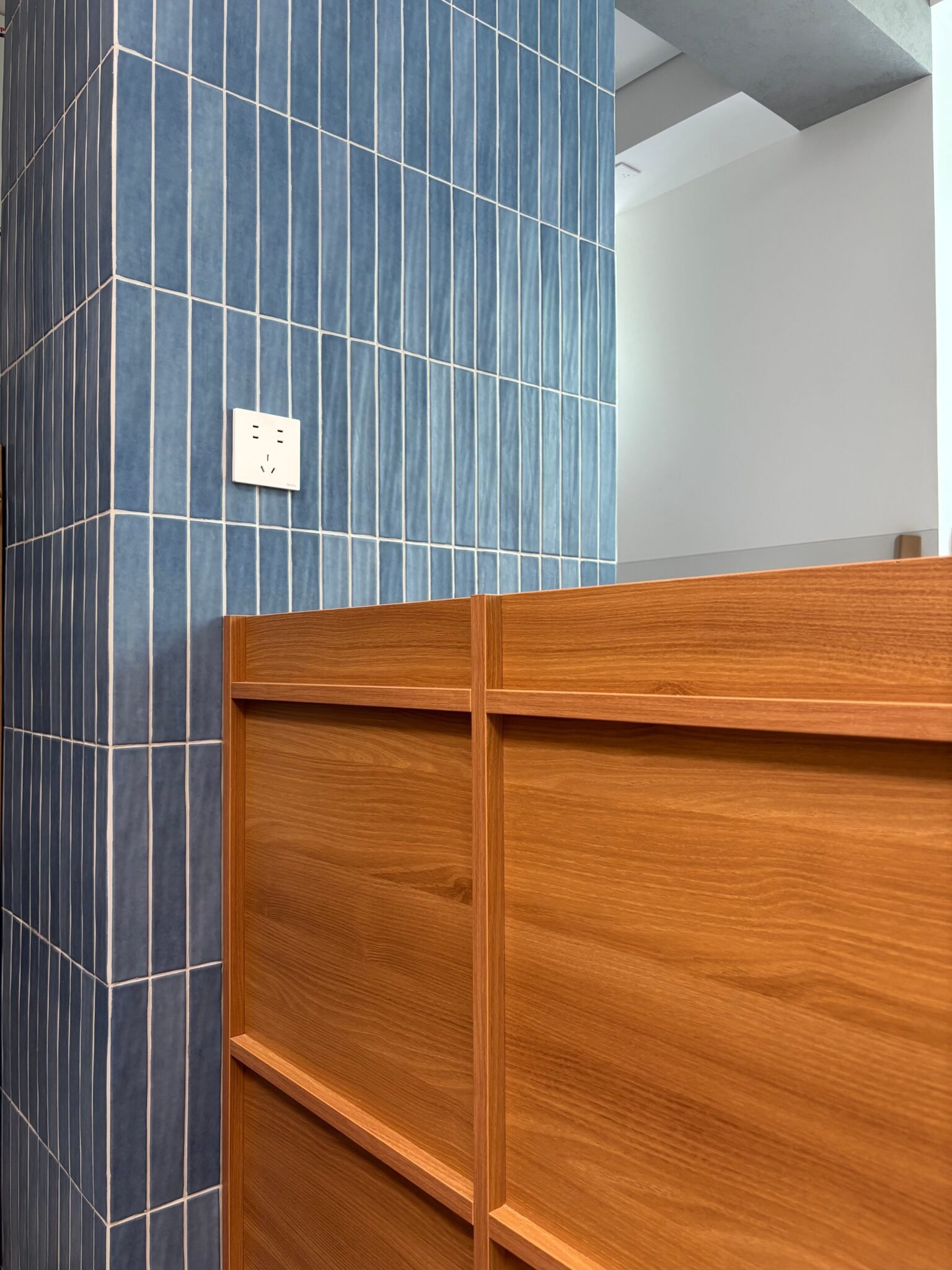 Modular cabinet systems for builders and residential projects